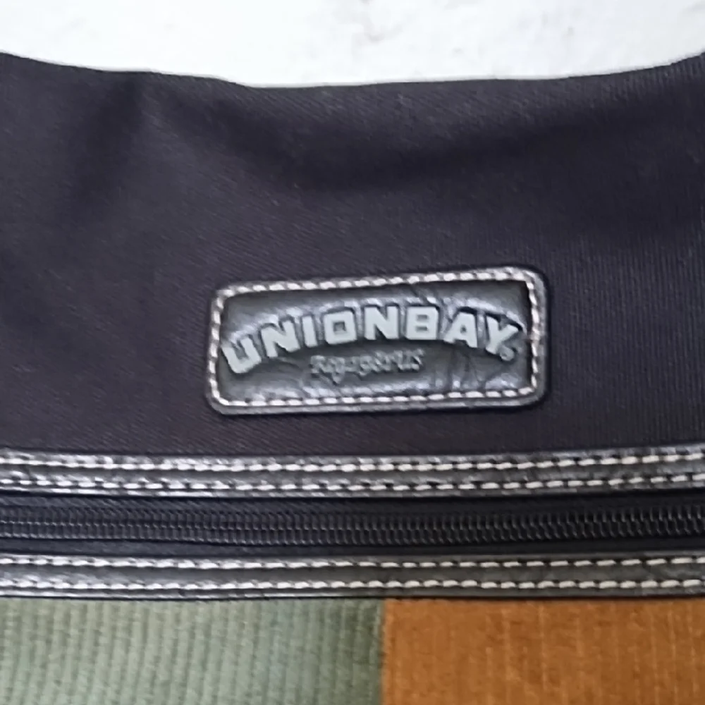 Unionbay Multicolor Patchwork Messenger/Laptop Bag